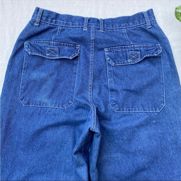Vintage baggy zip off leg jean and shorts by Urban Jeanswear - Picture 6 of 9
